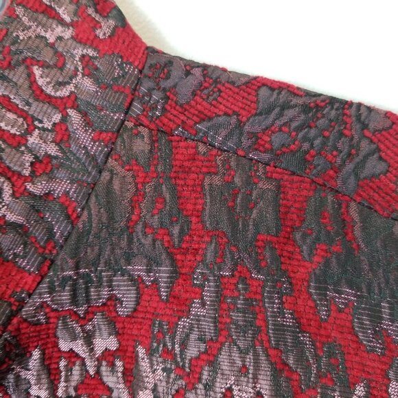 Erin London Medallion Red & Gray Vest 1X - Picture 3 of 8